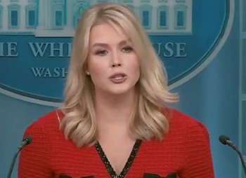 Karoline Leavitt Drops the Mic — And Washington's Already Fighting Over Who Picks It Up